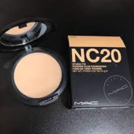 MAC Skin Balancing Fluid NC 20